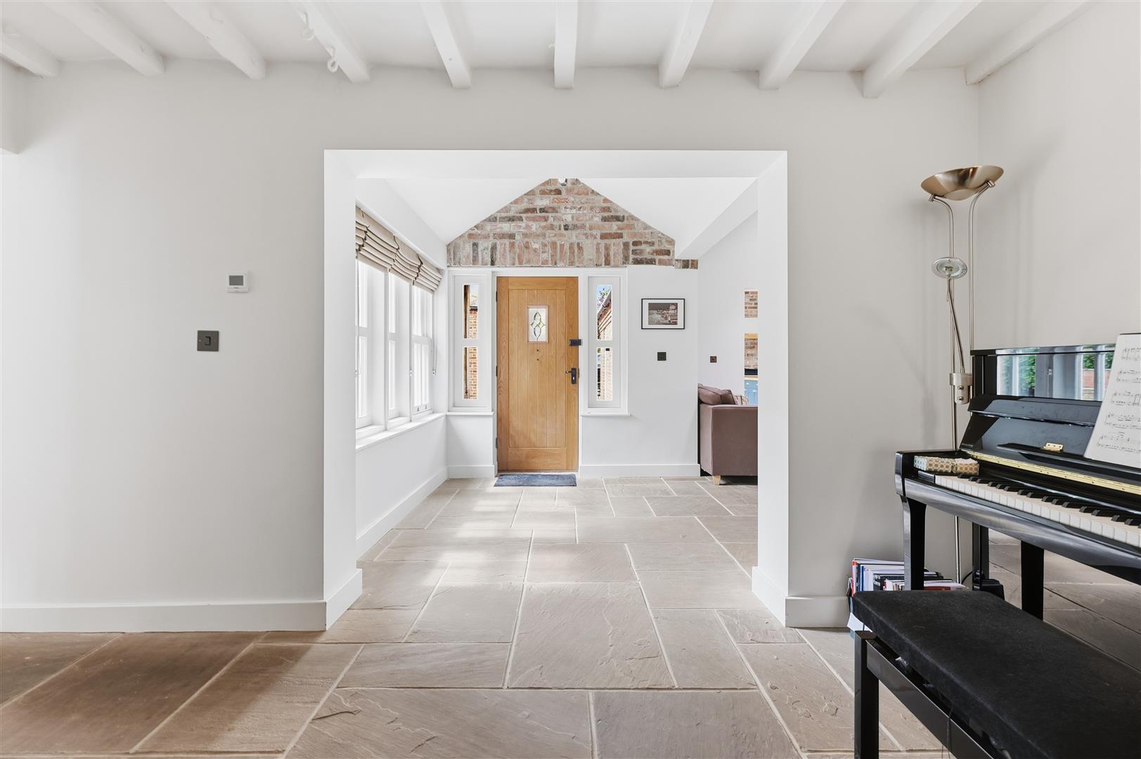 Dale House Main Street  Bleasby